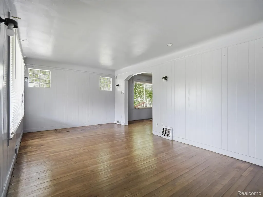 15094 Sorrento Street Detroit City MI 48227