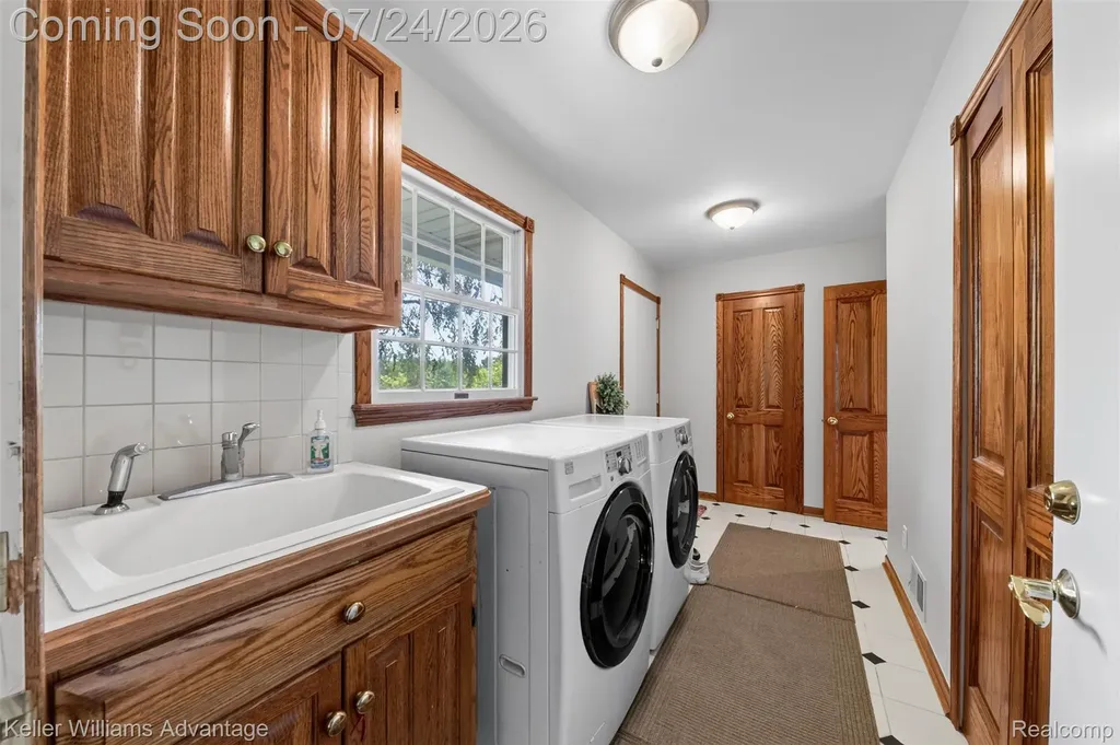 2360 White Birch Trail Marion Township MI 48843