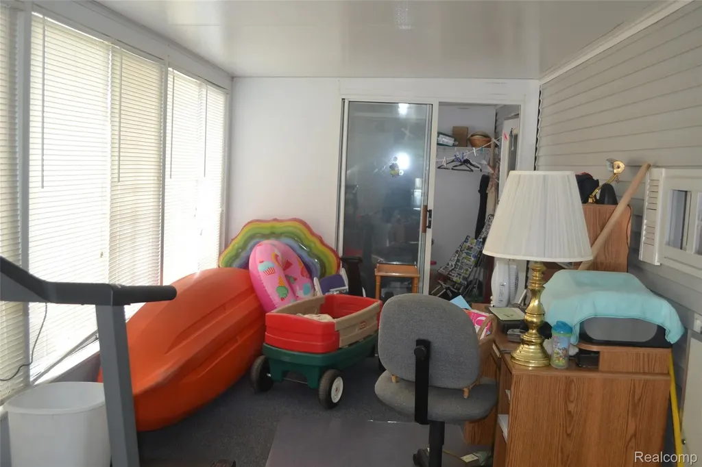 1140 S Ortonville Road Unit 98 Road Brandon Charter Township MI 48462
