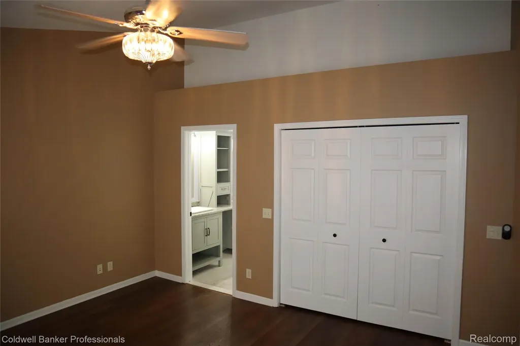 13368 Julie Anne Court Fenton Charter Township MI 48430