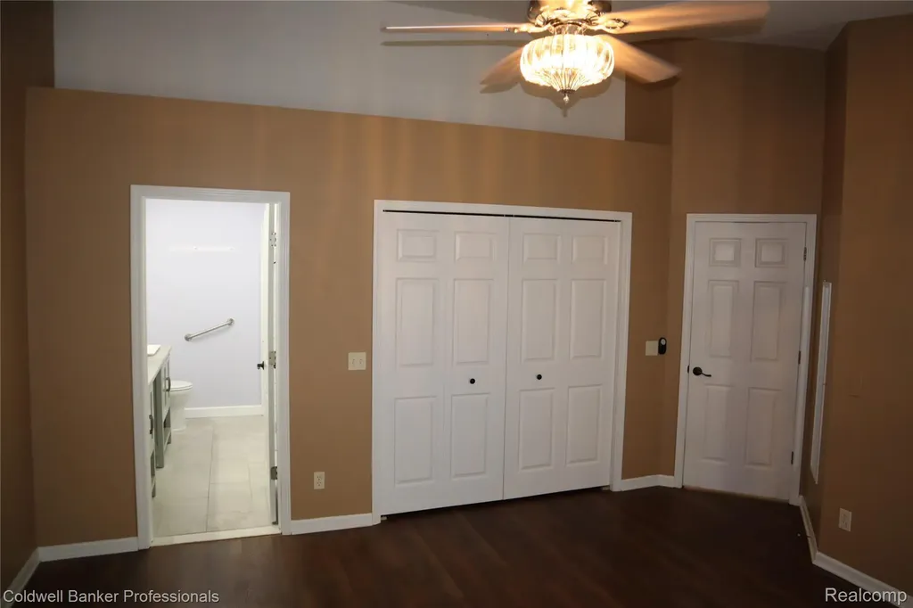 13368 Julie Anne Court Fenton Charter Township MI 48430