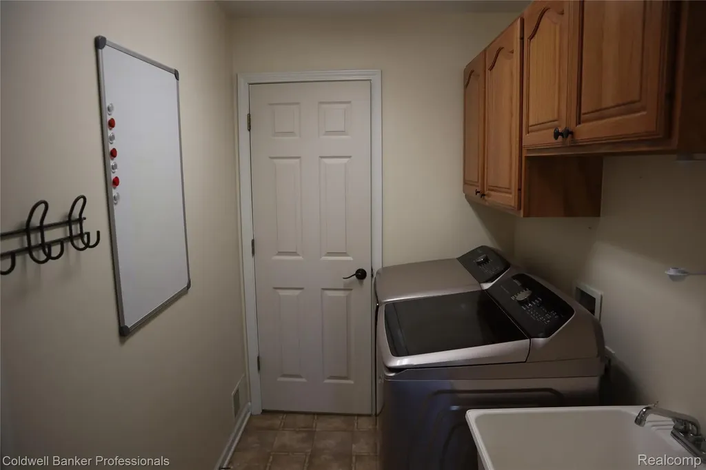 13368 Julie Anne Court Fenton Charter Township MI 48430