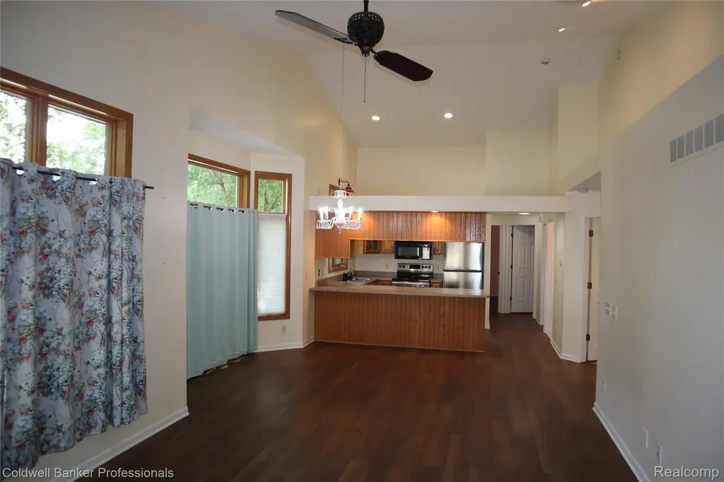 13368 Julie Anne Court Fenton Charter Township MI 48430
