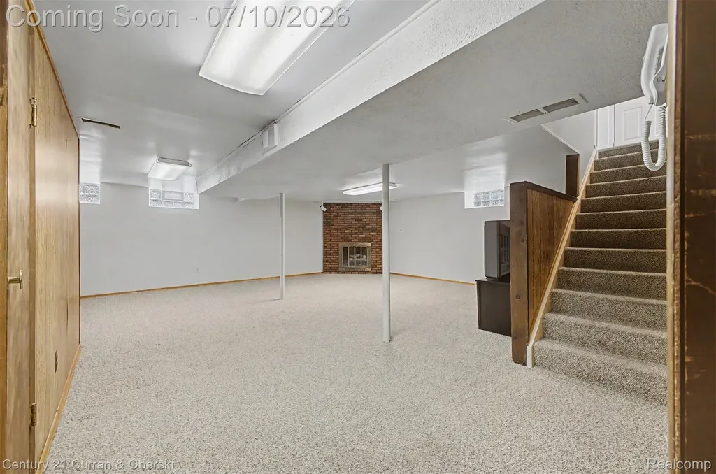 542 Central Street Inkster City MI 48141