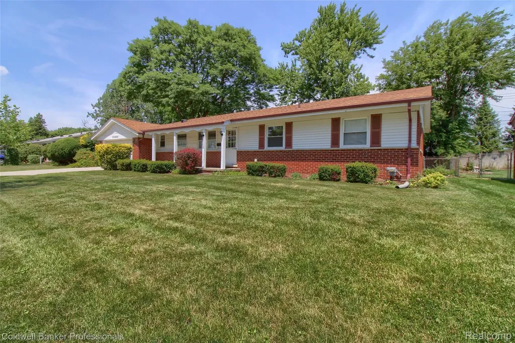 29464 Linda Street Livonia City MI 48154