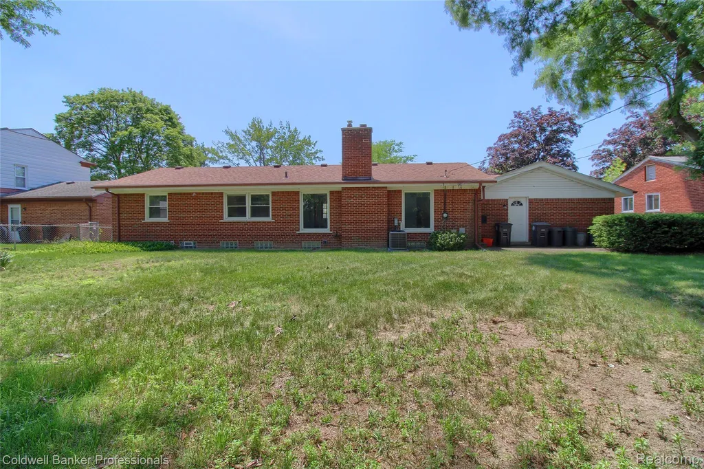 29464 Linda Street Livonia City MI 48154