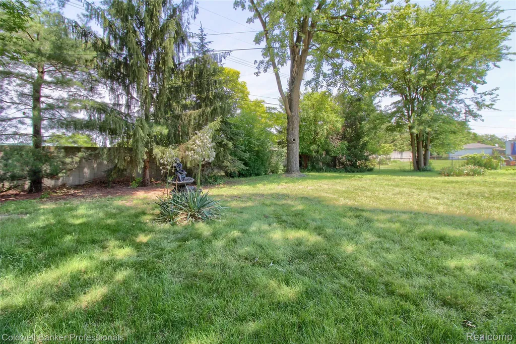 29464 Linda Street Livonia City MI 48154