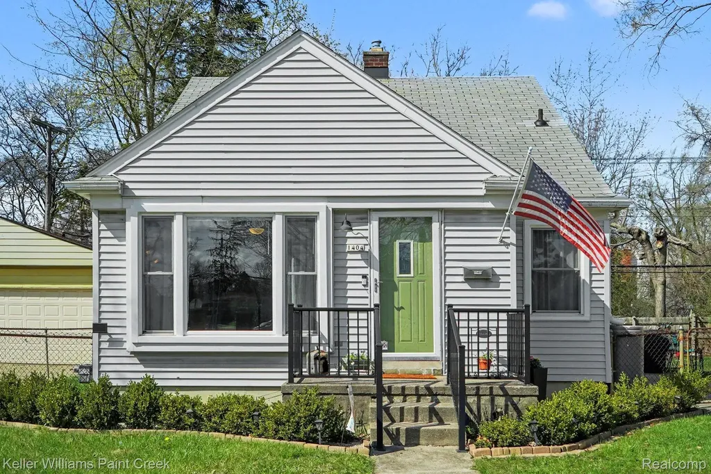 1404 11 Mile Berkley City MI 48072