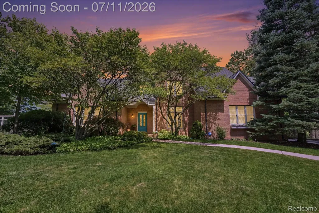34555 Quaker Valley Road Farmington Hills City MI 48331