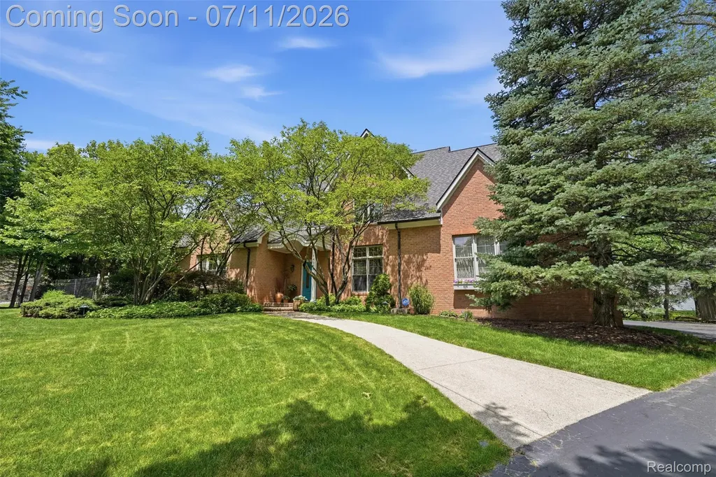 34555 Quaker Valley Road Farmington Hills City MI 48331