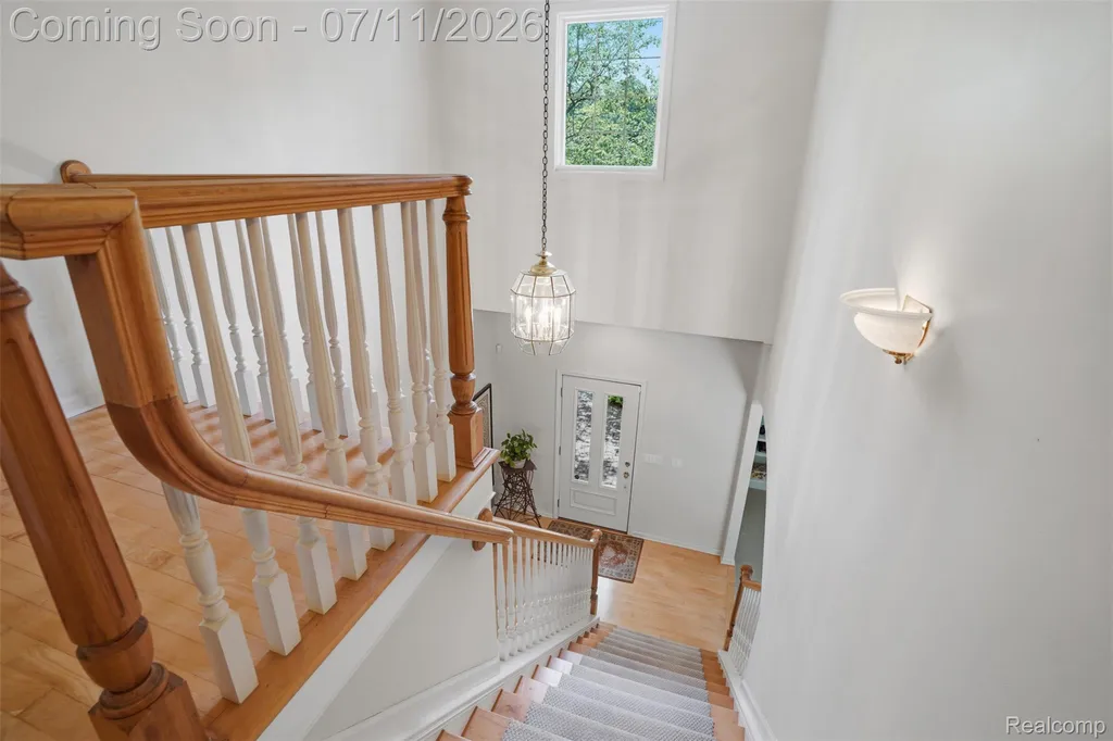 34555 Quaker Valley Road Farmington Hills City MI 48331