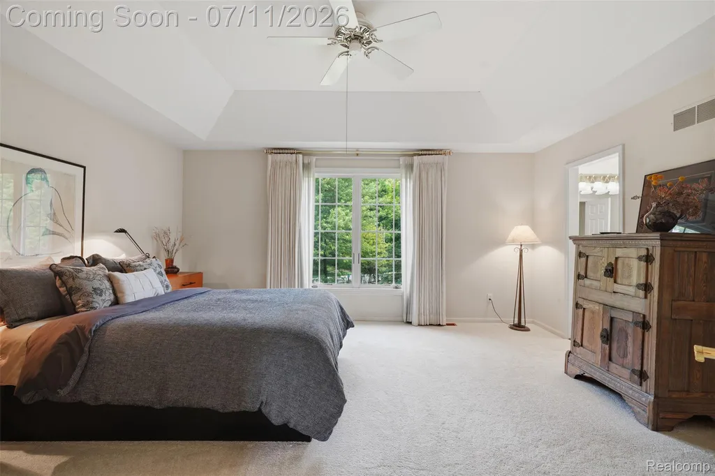 34555 Quaker Valley Road Farmington Hills City MI 48331