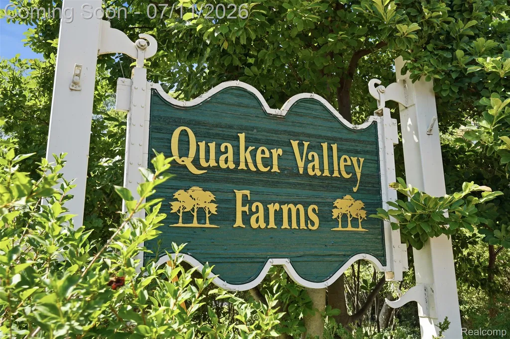 34555 Quaker Valley Road Farmington Hills City MI 48331