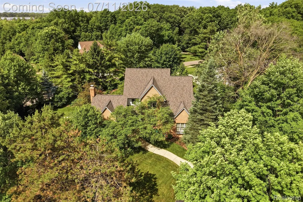 34555 Quaker Valley Road Farmington Hills City MI 48331