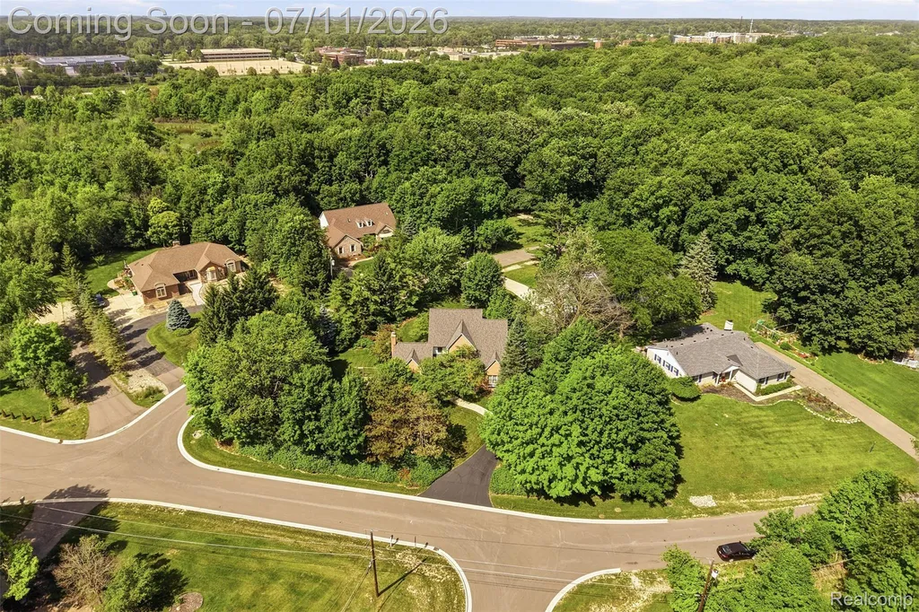 34555 Quaker Valley Road Farmington Hills City MI 48331