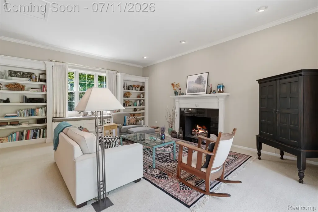 34555 Quaker Valley Road Farmington Hills City MI 48331