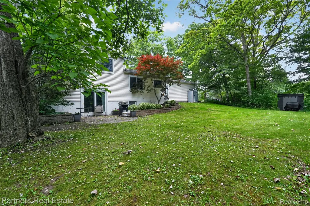 2500 Hubert Road Genoa Township MI 48114