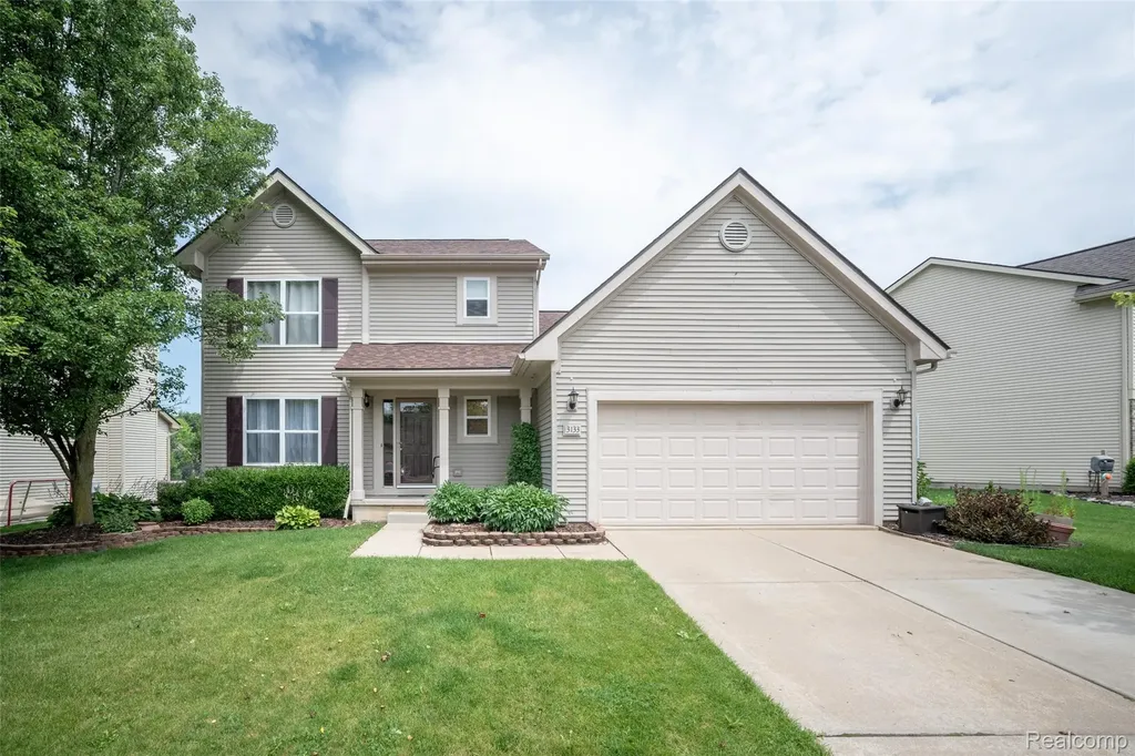 3133 Stillriver Drive Genoa Township MI 48843