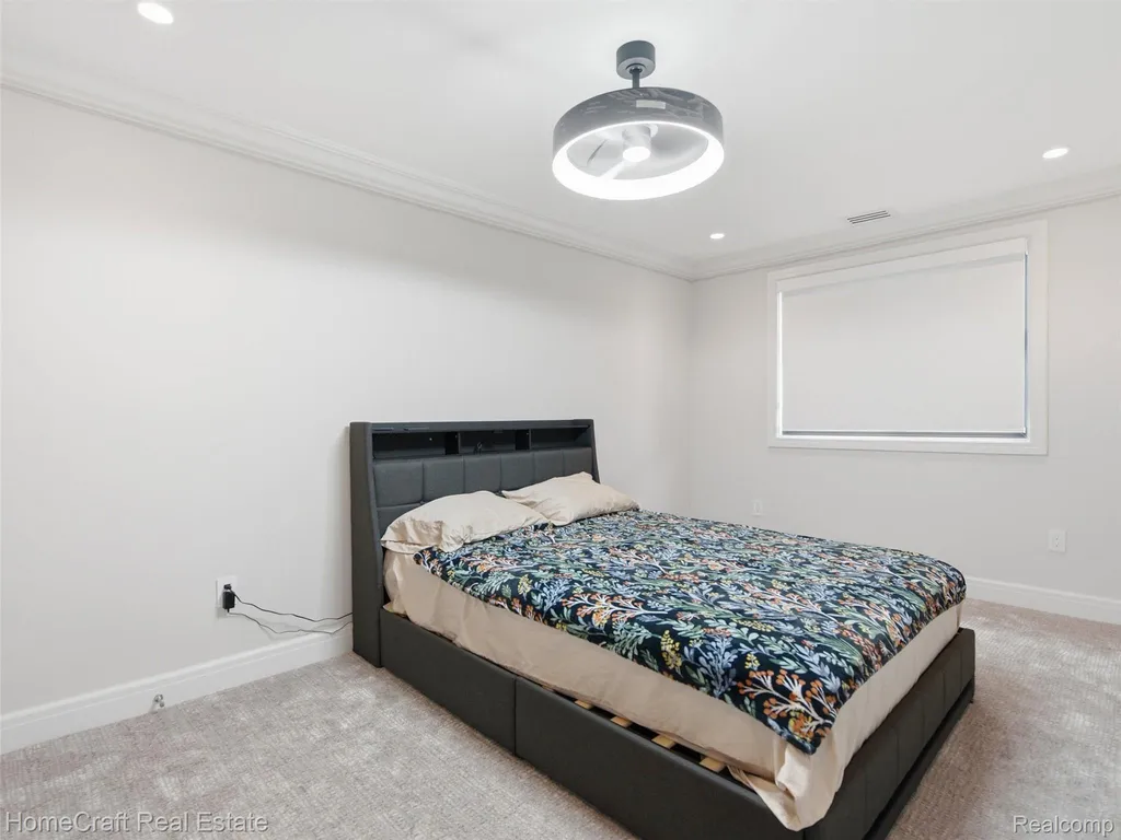 17 Colorado Street Highland Park City MI 48203