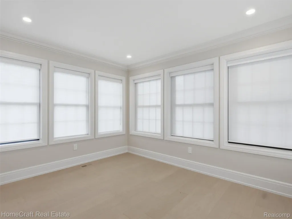 17 Colorado Street Highland Park City MI 48203