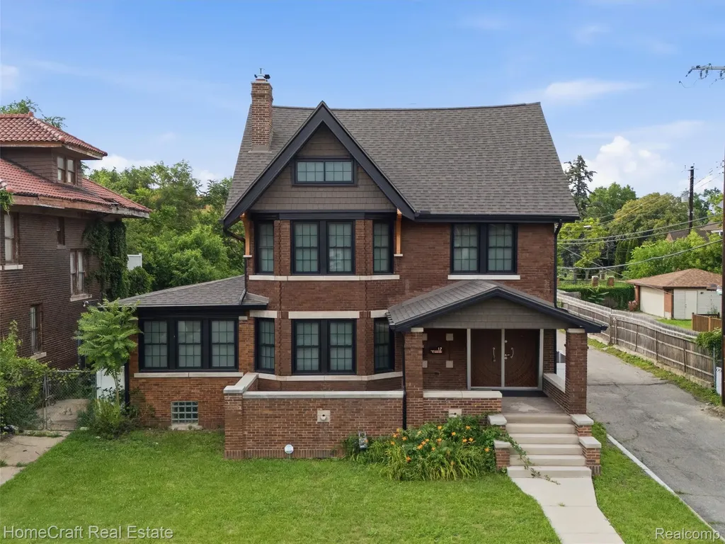 17 Colorado Street Highland Park City MI 48203