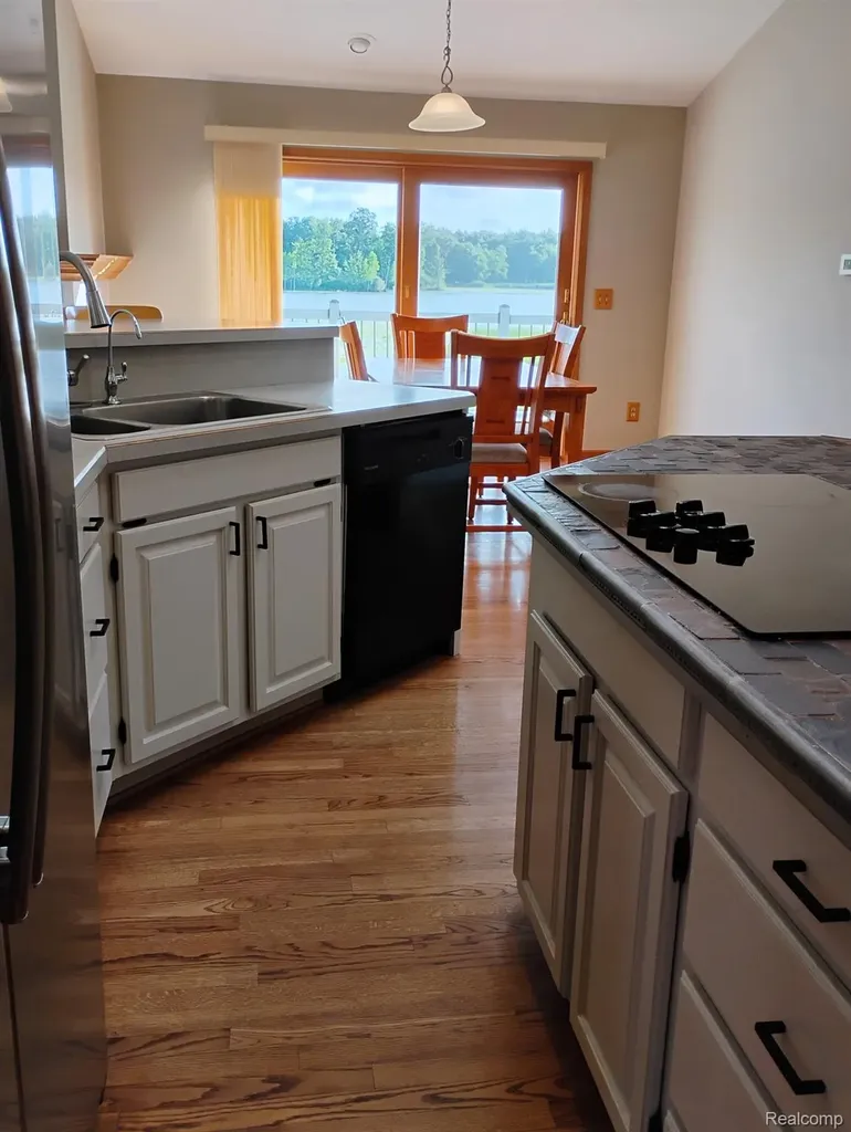 725 S Sashabaw Road Brandon Charter Township MI 48462