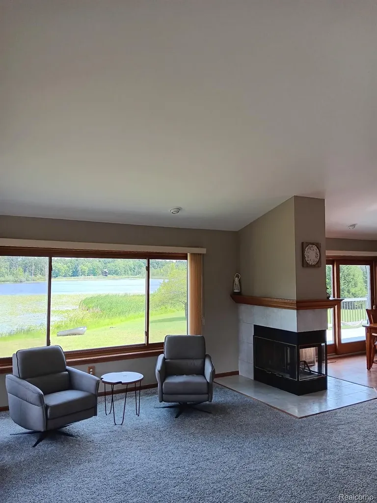 725 S Sashabaw Road Brandon Charter Township MI 48462