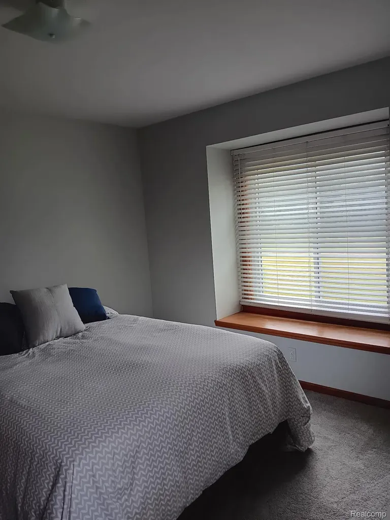 725 S Sashabaw Road Brandon Charter Township MI 48462