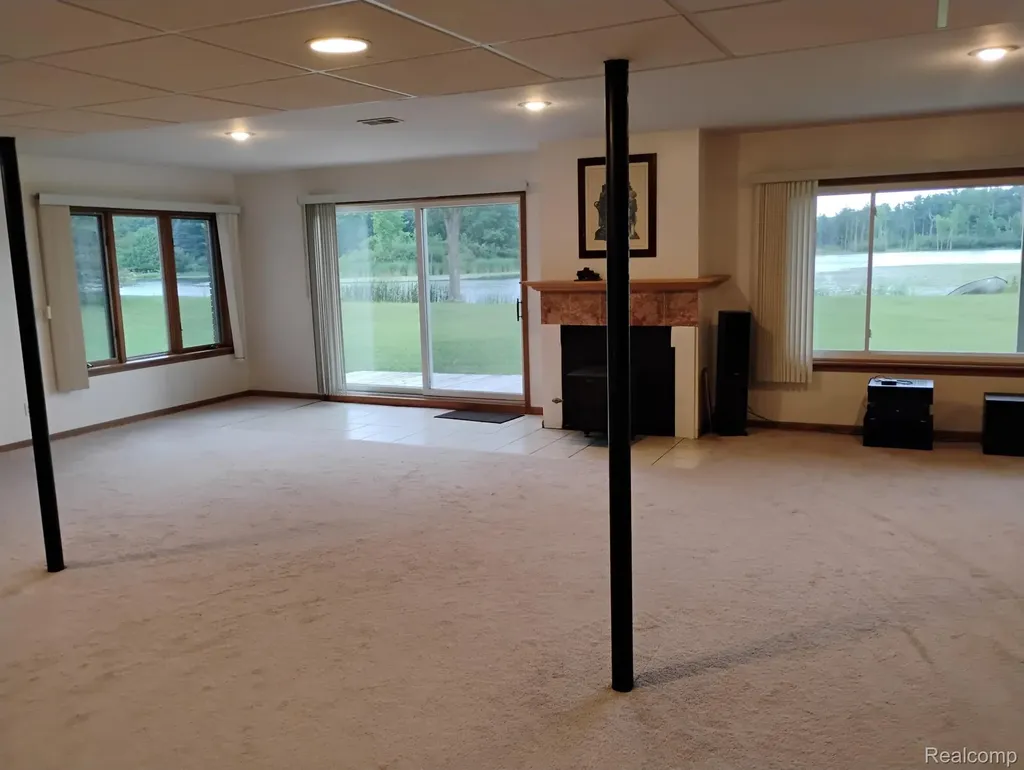 725 S Sashabaw Road Brandon Charter Township MI 48462