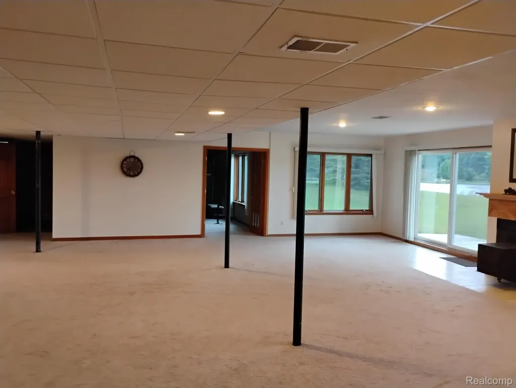 725 S Sashabaw Road Brandon Charter Township MI 48462