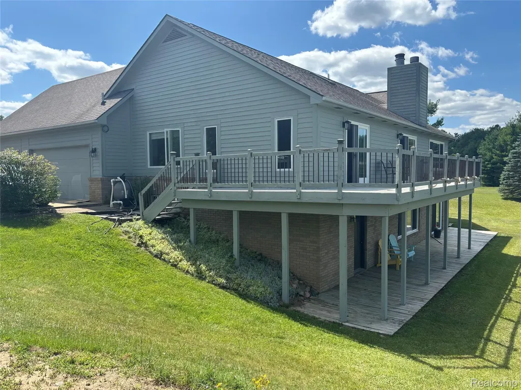 725 S Sashabaw Road Brandon Charter Township MI 48462