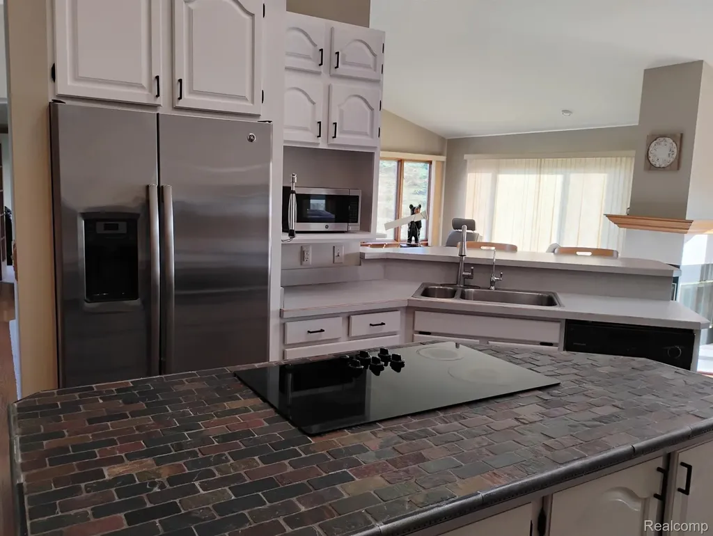 725 S Sashabaw Road Brandon Charter Township MI 48462