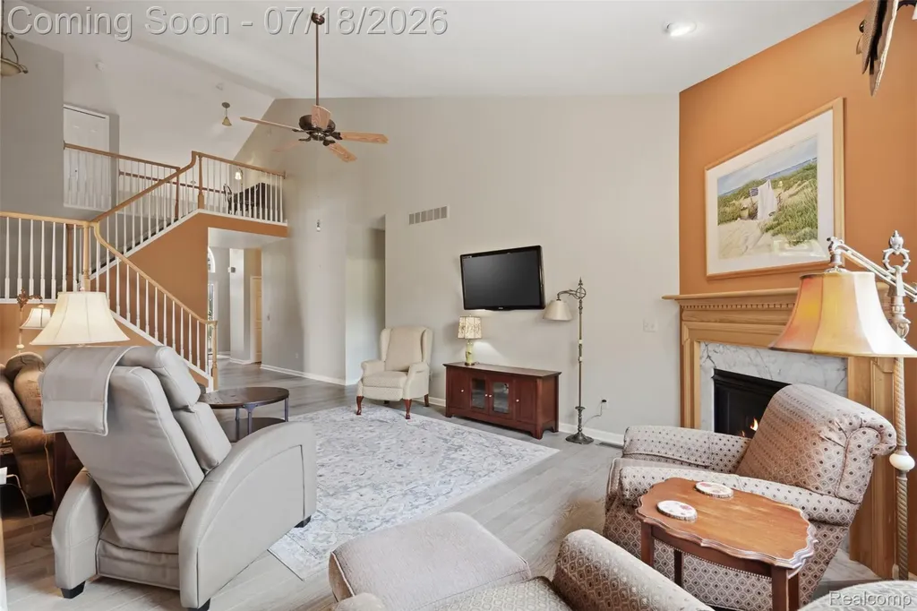 47603 Scenic Circle Drive S Canton Charter Township MI 48188