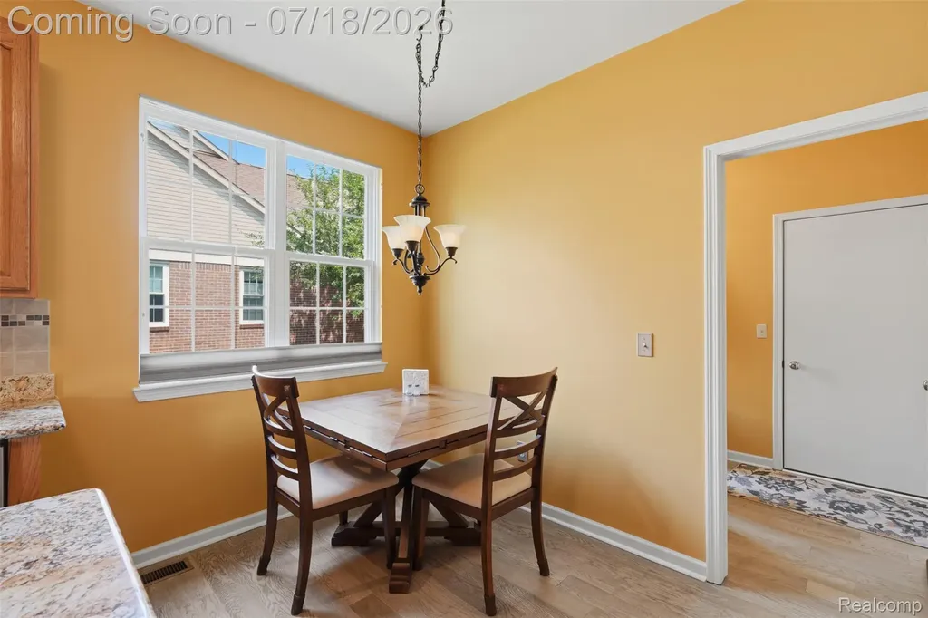 47603 Scenic Circle Drive S Canton Charter Township MI 48188