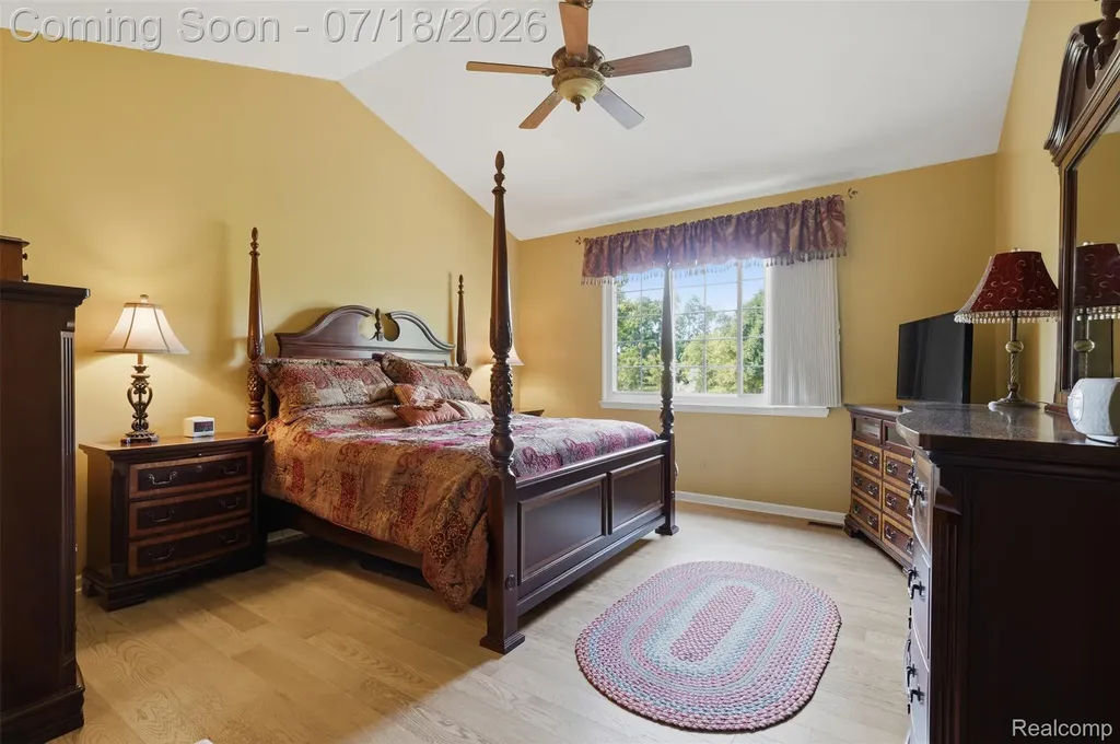 47603 Scenic Circle Drive S Canton Charter Township MI 48188