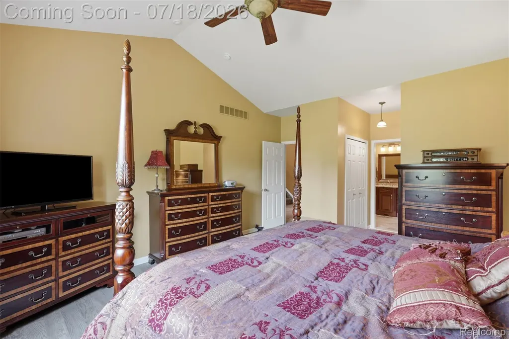 47603 Scenic Circle Drive S Canton Charter Township MI 48188