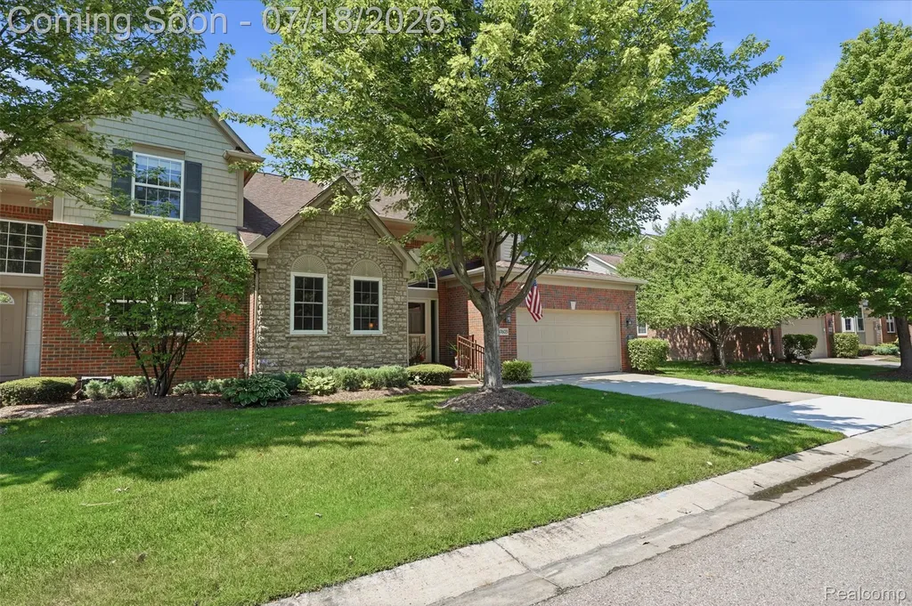 47603 Scenic Circle Drive S Canton Charter Township MI 48188