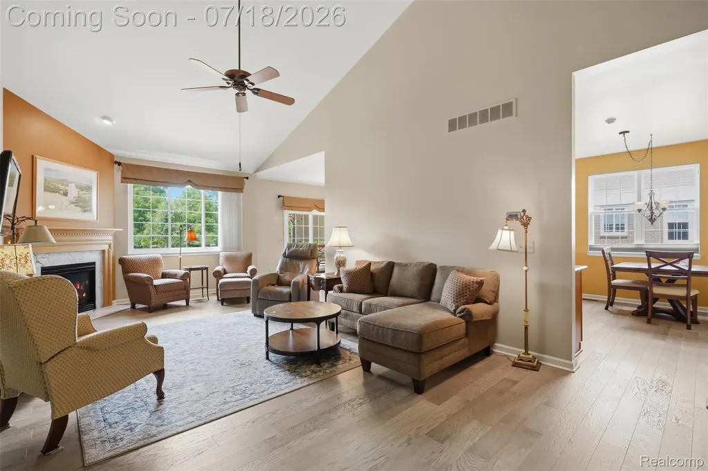47603 Scenic Circle Drive S Canton Charter Township MI 48188