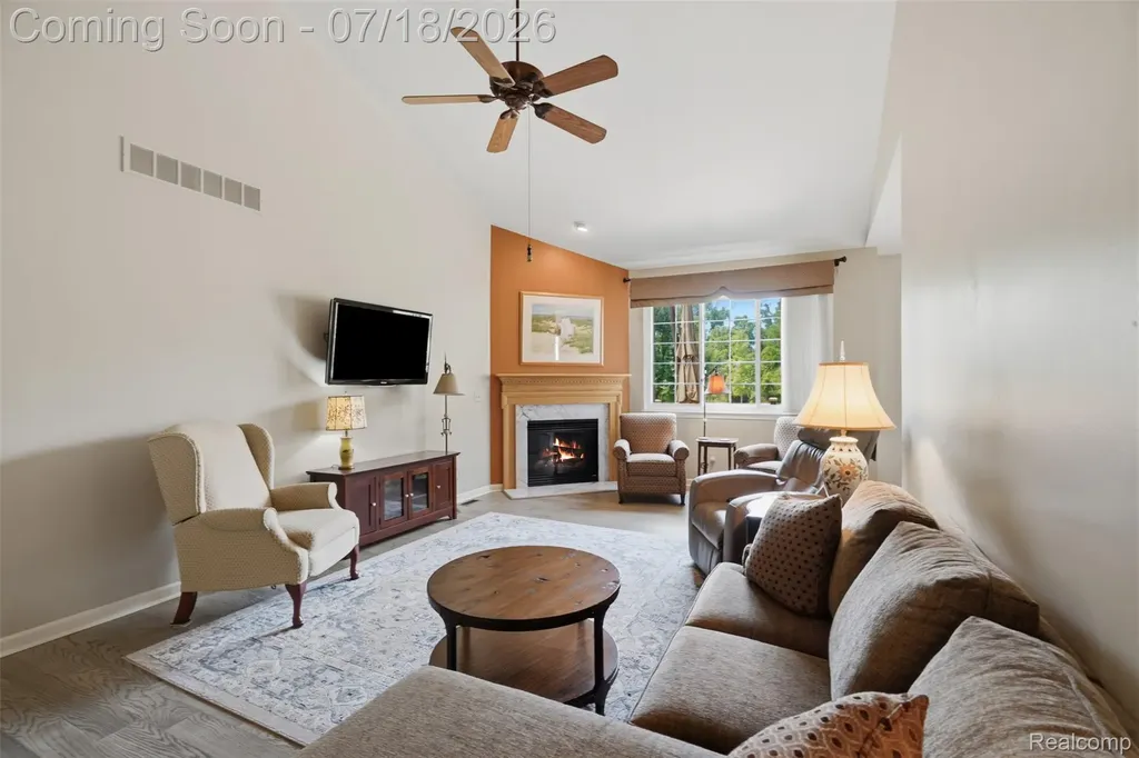 47603 Scenic Circle Drive S Canton Charter Township MI 48188