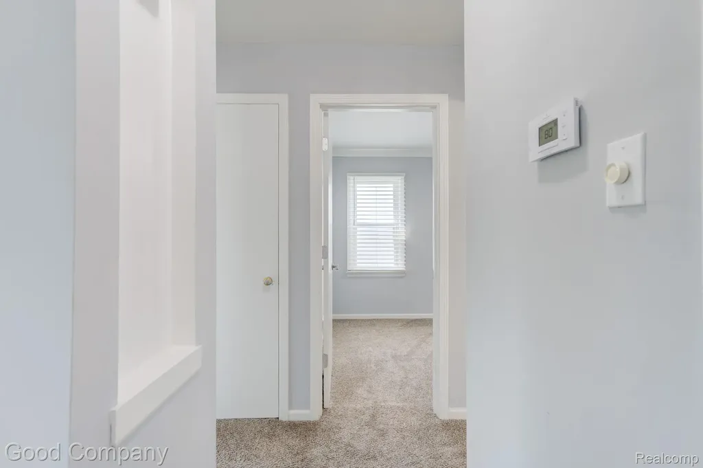 3689 Phillips Avenue Berkley City MI 48072