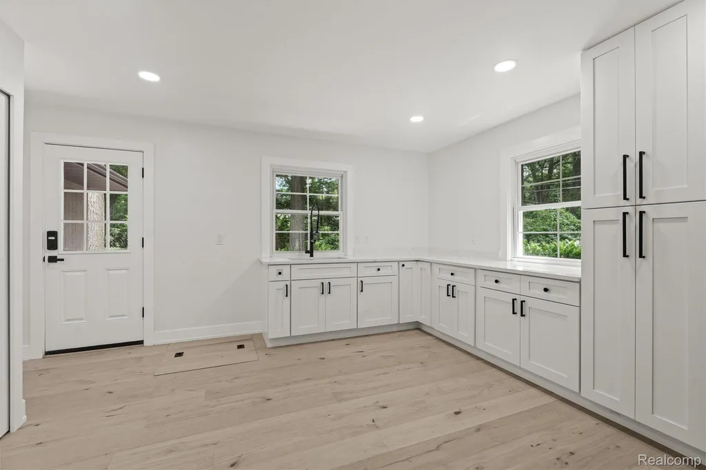 5671 Shadow Lane Bloomfield Hills City MI 48302