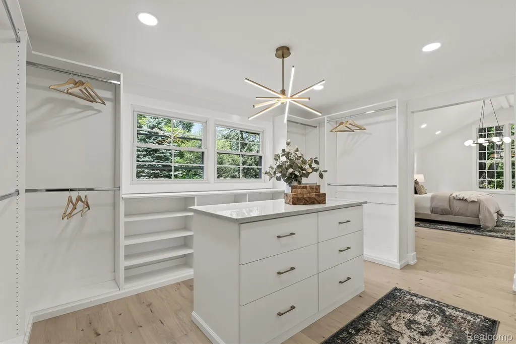 5671 Shadow Lane Bloomfield Hills City MI 48302