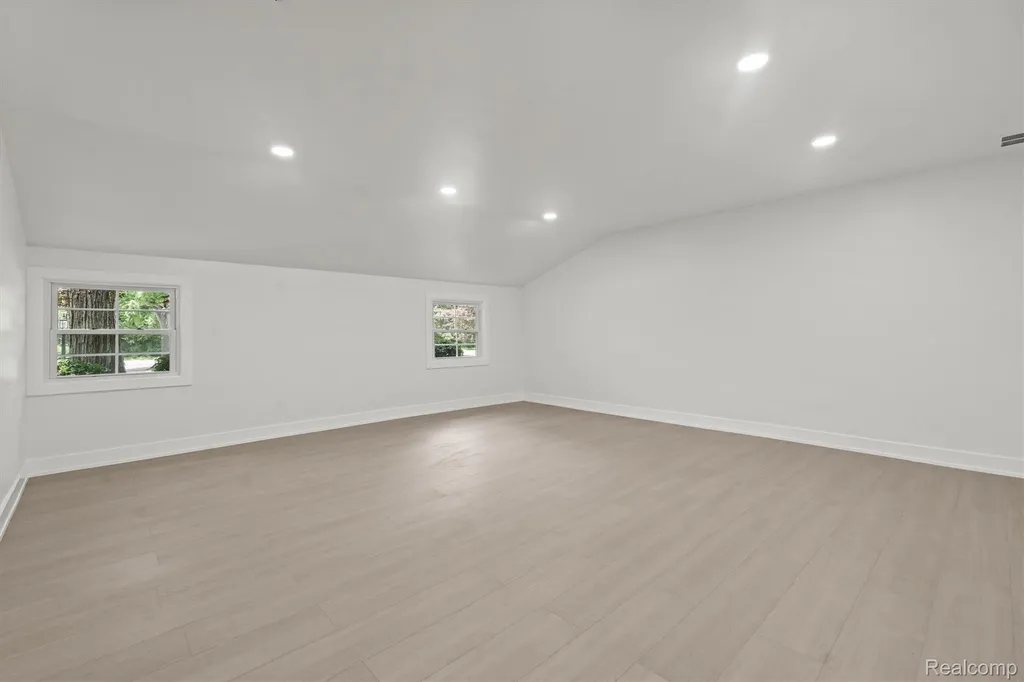 5671 Shadow Lane Bloomfield Hills City MI 48302