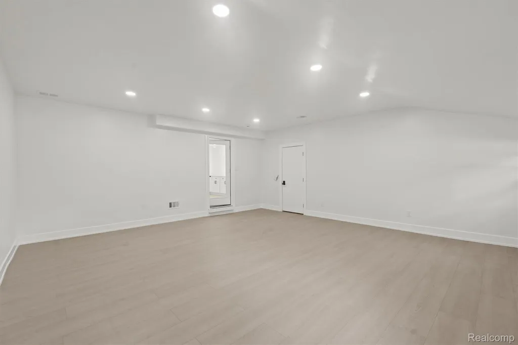 5671 Shadow Lane Bloomfield Hills City MI 48302