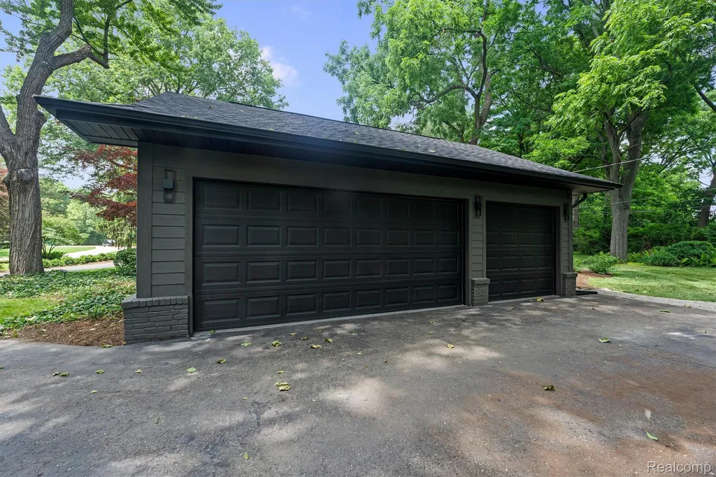 5671 Shadow Lane Bloomfield Hills City MI 48302