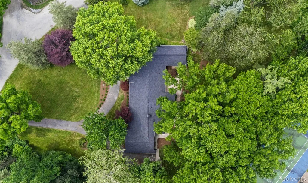 5671 Shadow Lane Bloomfield Hills City MI 48302