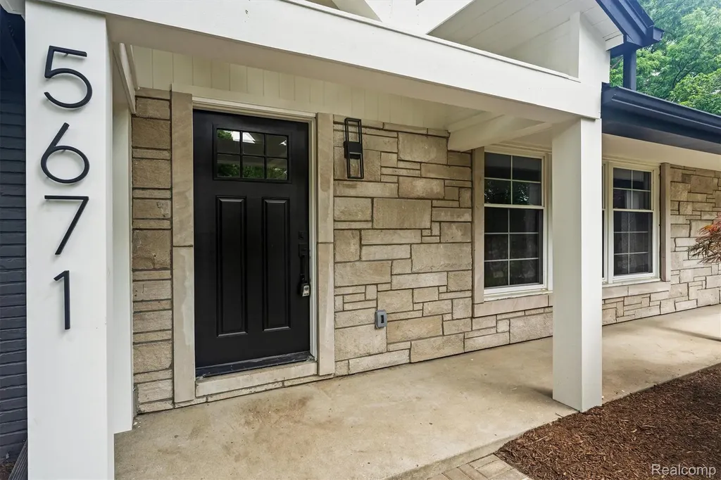5671 Shadow Lane Bloomfield Hills City MI 48302