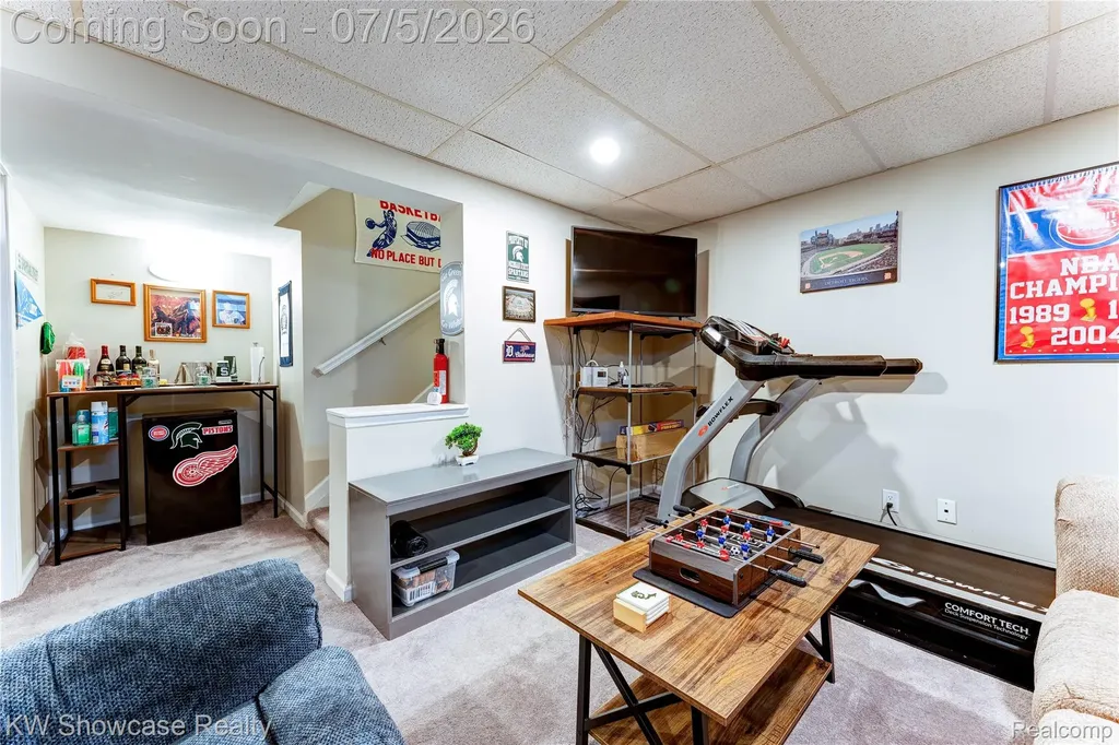 5666 Drake Hollow Drive E West Bloomfield Charter Township MI 48322