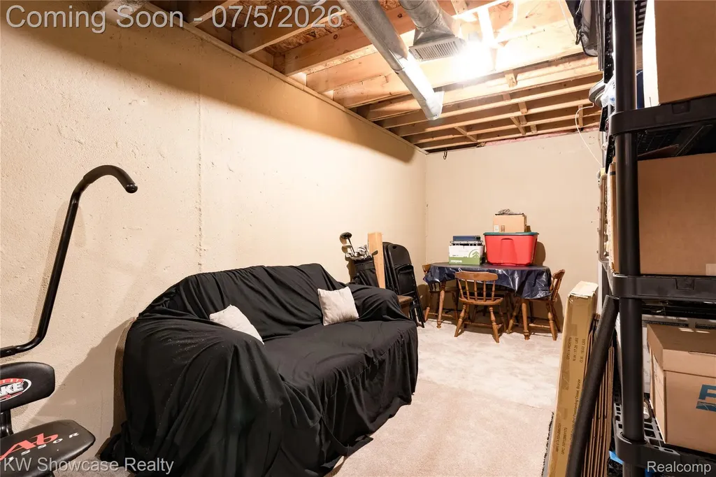 5666 Drake Hollow Drive E West Bloomfield Charter Township MI 48322
