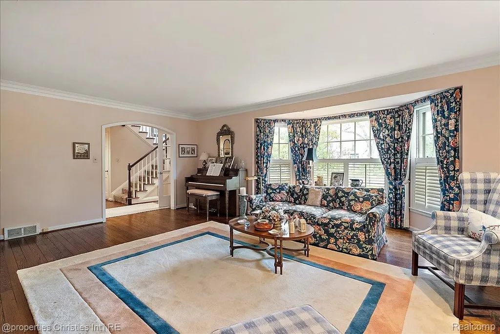 341 Westwood Drive Bloomfield Hills City MI 48301